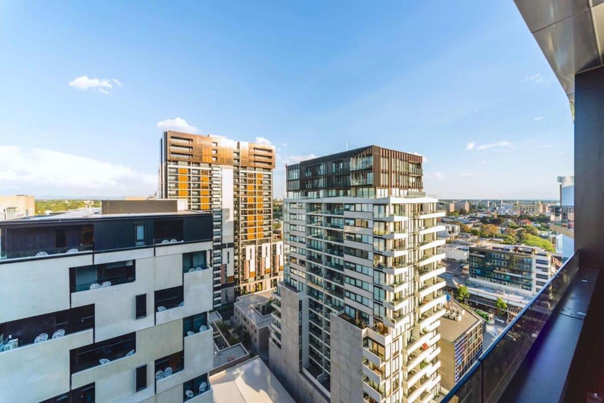 Апартаменты Pride Manor South Yarra Мельбурн Экстерьер фото