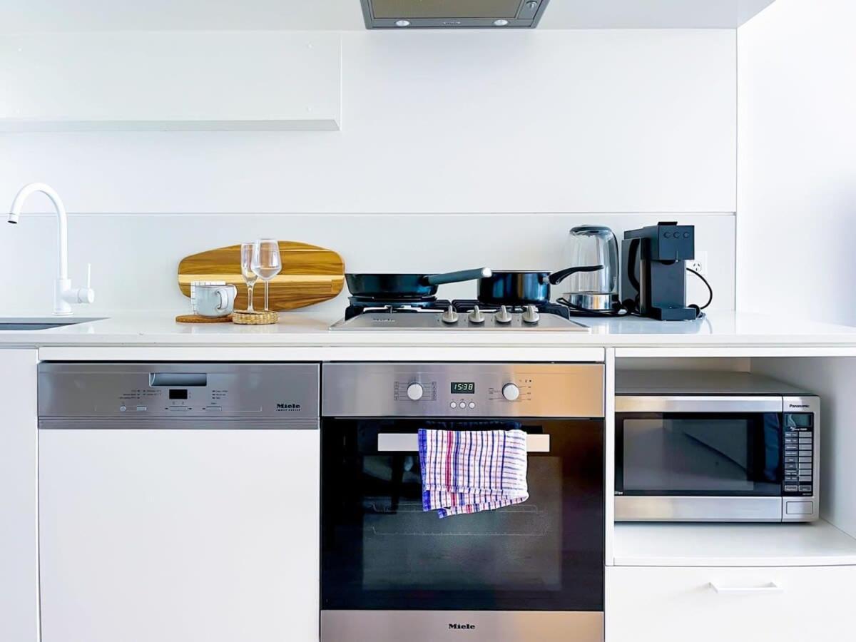 Апартаменты Pride Manor South Yarra Мельбурн Экстерьер фото